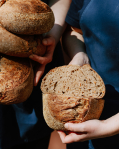 Kváskový chleba s mrkví a polentou 750 g