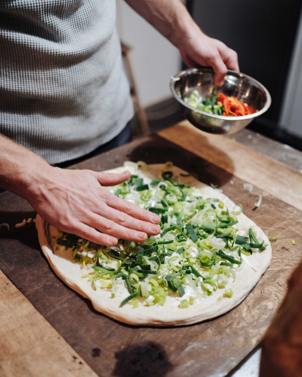 Kvásková pizza pro 2 ( čtvrtek 19.11.)
